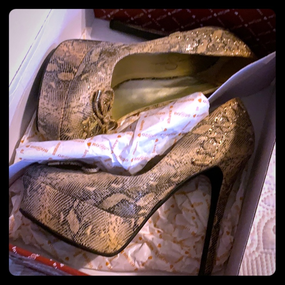 Platform hills shoes by Jessica symptoms size 7.5